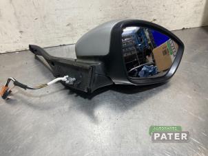Gebruikte Buitenspiegel rechts Peugeot 208 I (CA/CC/CK/CL) 1.4 HDi Prijs € 99,75 Margeregeling aangeboden door Autoparts Pater