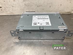 Gebruikte Radio module Peugeot 308 SW (L4/L9/LC/LJ/LR) 1.6 BlueHDi 120 Prijs € 183,75 Margeregeling aangeboden door Autoparts Pater