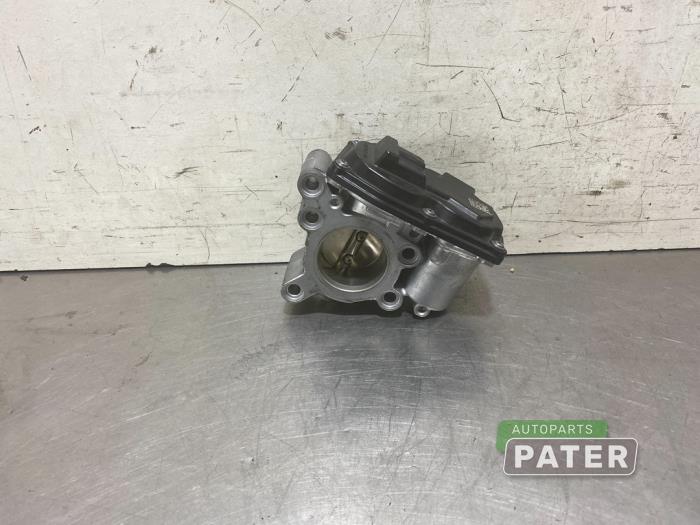 Gebruikte Gasklephuis Ford Focus 4 Wagon 1.0 Ti-VCT EcoBoost 12V 125 Prijs € 52,50 Margeregeling aangeboden door Autoparts Pater