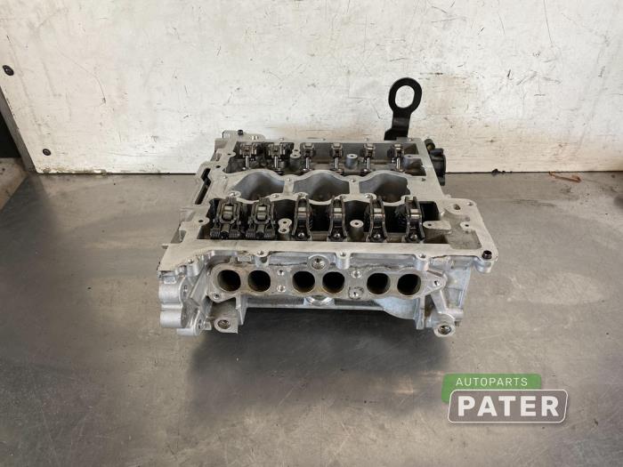 Gebruikte Cilinderkop Ford Focus 4 Wagon 1.0 Ti-VCT EcoBoost 12V 125 Prijs € 315,00 Margeregeling aangeboden door Autoparts Pater