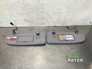 Gebruikte Zonneklep set Alfa Romeo Giulia (952) 2.2d 180 16V Prijs € 42,00 Margeregeling aangeboden door Autoparts Pater