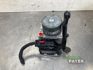 Gebruikte ABS Pomp Volkswagen Caddy IV 2.0 TDI 150 Prijs € 222,34 Inclusief btw aangeboden door Autoparts Pater