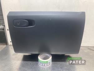 Gebruikte Dashboardkastje Volvo V40 (MV) 1.6 D2 Prijs € 26,25 Margeregeling aangeboden door Autoparts Pater