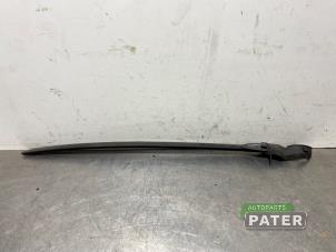 Gebruikte Voorruitlijst Ford Focus 4 Wagon 1.5 EcoBlue 120 Prijs € 15,75 Margeregeling aangeboden door Autoparts Pater