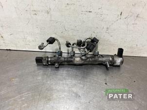 Gebruikte Injector brug Volkswagen Golf VII Variant (AUVV) 1.6 TDI BlueMotion 16V Prijs € 78,75 Margeregeling aangeboden door Autoparts Pater