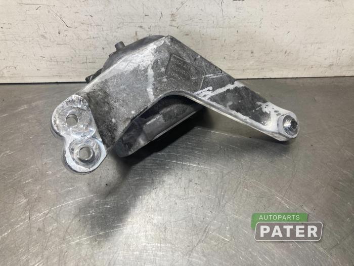 Gebruikte Motorsteun Volkswagen Golf VII (AUA) 1.4 GTE 16V Prijs € 21,00 Margeregeling aangeboden door Autoparts Pater