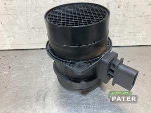 Gebruikte Luchtmassameter Volkswagen Tiguan (5N1/2) 2.0 TDI 16V Prijs € 10,50 Margeregeling aangeboden door Autoparts Pater