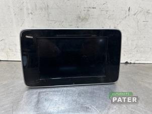 Gebruikte Display Interieur Mercedes V (447.8) 2.1 250 BlueTEC, 250 d 16V Prijs € 63,53 Inclusief btw aangeboden door Autoparts Pater