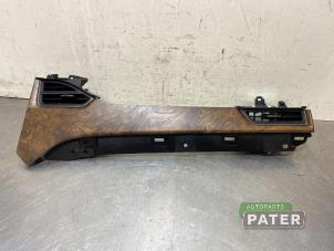 Gebruikte Dashboard deel Tesla Model X EV AWD Prijs € 42,00 Margeregeling aangeboden door Autoparts Pater