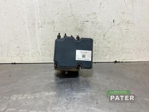 Gebruikte ABS Pomp Tesla Model X EV AWD Prijs € 89,25 Margeregeling aangeboden door Autoparts Pater