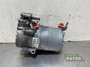 Gebruikte Aircopomp Volvo XC60 II (UZ) 2.0 T8 16V Recharge, Twin Engine AWD Prijs € 341,25 Margeregeling aangeboden door Autoparts Pater