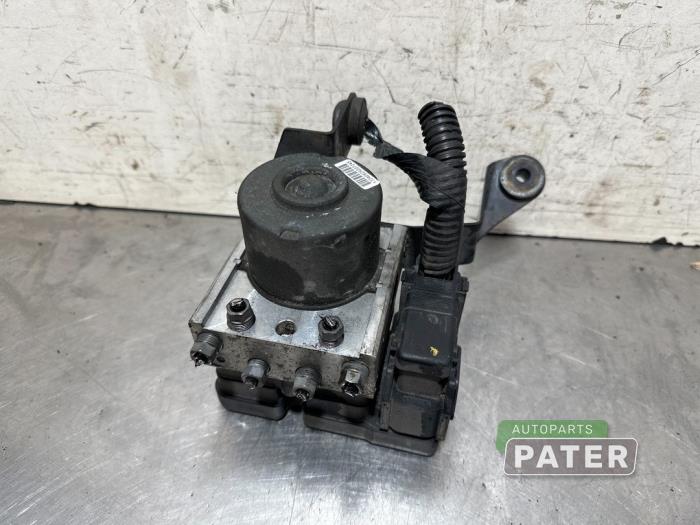 Gebruikte ABS Pomp Mazda 3 (BK12) 1.6 CiTD 16V Prijs € 21,00 Margeregeling aangeboden door Autoparts Pater