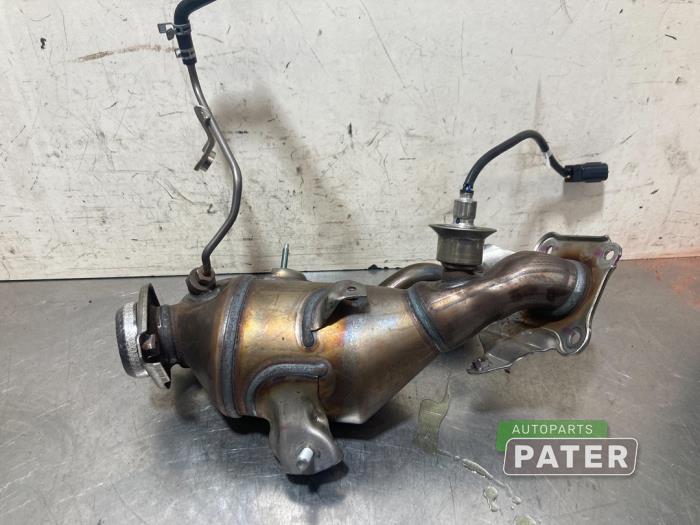 Gebruikte Katalysator Toyota Yaris IV (P21/PA1/PH1) 1.5 12V Hybrid Prijs € 367,50 Margeregeling aangeboden door Autoparts Pater