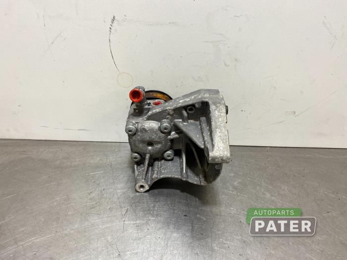 Gebruikte Servopomp Iveco New Daily IV 35C13V, C13V/P, S13V, S13V/P Prijs € 38,12 Inclusief btw aangeboden door Autoparts Pater