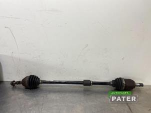 Gebruikte Aandrijfas rechts-voor Opel Astra J (PC6/PD6/PE6/PF6) 1.6 16V Ecotec Prijs € 26,25 Margeregeling aangeboden door Autoparts Pater