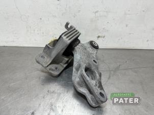 Gebruikte Motorsteun Mercedes Vito (447.6) 1.6 109 CDI 16V Prijs € 38,12 Inclusief btw aangeboden door Autoparts Pater