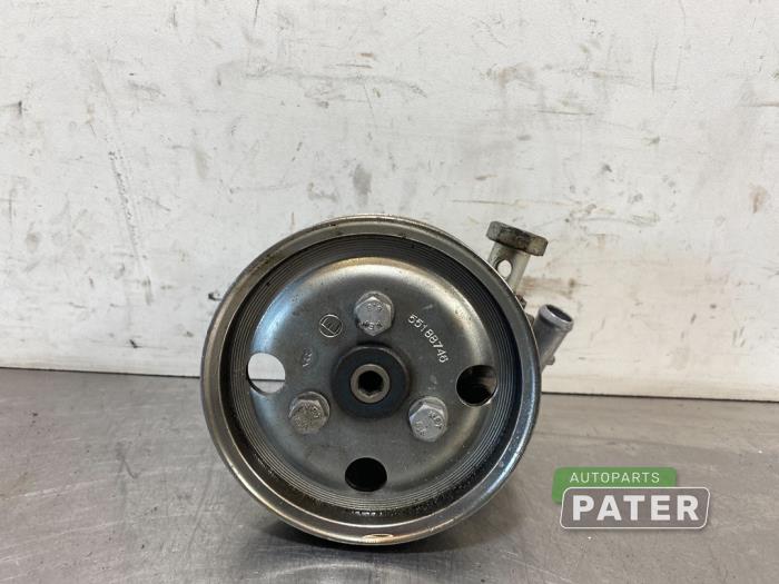 Gebruikte Servopomp Opel Combo 1.6 CDTI 16V Prijs € 31,76 Inclusief btw aangeboden door Autoparts Pater