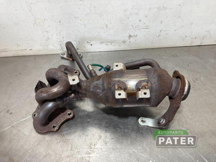 Gebruikte Katalysator Toyota Yaris III (P13) 1.5 16V Dual VVT-iE Prijs € 236,25 Margeregeling aangeboden door Autoparts Pater