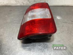 Gebruikte Achterlicht links Volkswagen Caddy III (2KA,2KH,2CA,2CH) 1.9 TDI Prijs € 21,00 Margeregeling aangeboden door Autoparts Pater