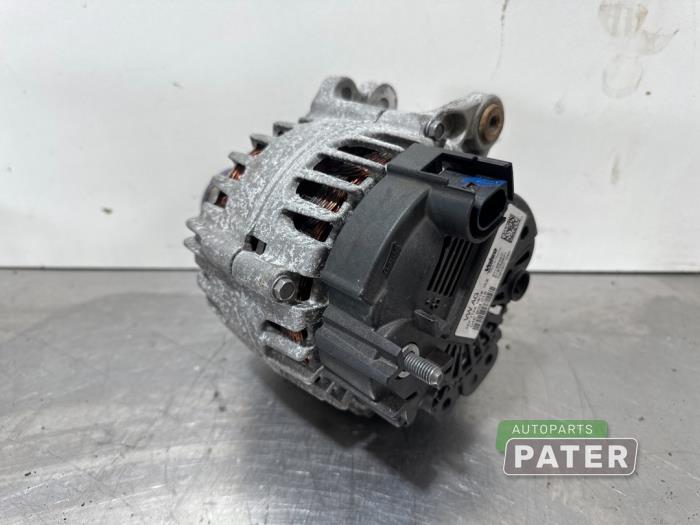 Alternator van een Seat Ibiza V (KJB) 1.0 TSI 12V 2019