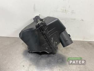 Gebruikte Luchtfilterhuis Lexus NX I (Z1) 300h 2.5 16V 4x4 Prijs € 36,75 Margeregeling aangeboden door Autoparts Pater