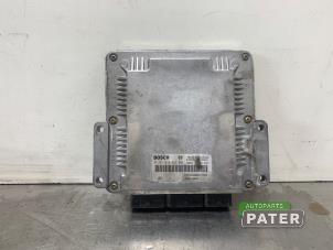Gebruikte Computer Motormanagement Renault Trafic New (FL) 1.9 dCi 82 16V Prijs € 76,23 Inclusief btw aangeboden door Autoparts Pater