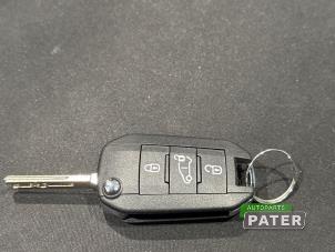 Gebruikte Klapsleutel Opel Vivaro Vivaro-e, Electric Prijs € 127,05 Inclusief btw aangeboden door Autoparts Pater