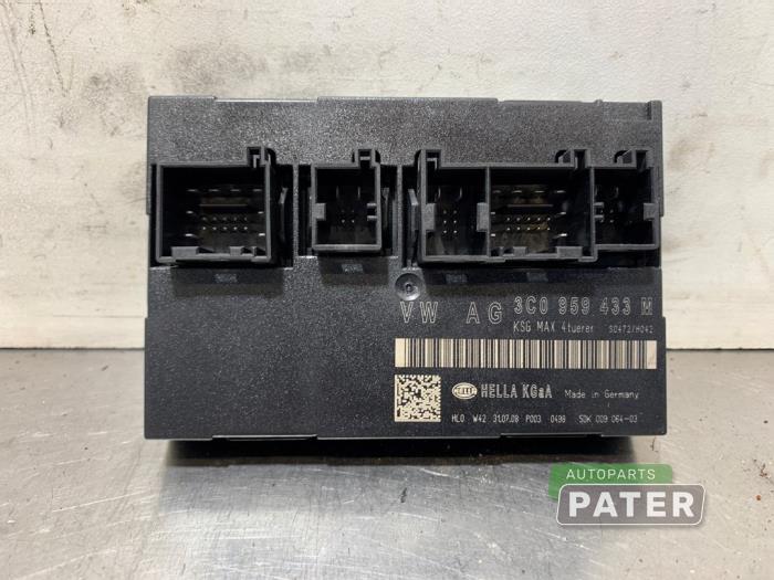 Gebruikte Module Centrale Deurvergrendeling Volkswagen Passat Variant (365) 1.4 TSI 16V EcoFuel Prijs € 26,25 Margeregeling aangeboden door Autoparts Pater