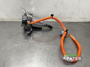 Gebruikte Element Kachelverwarming Tesla Model X 100X Prijs € 183,75 Margeregeling aangeboden door Autoparts Pater