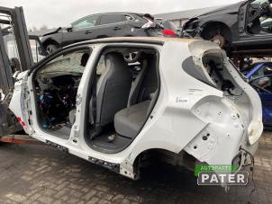Gebruikte Achterscherm links Renault Zoé (AG) R135 Prijs op aanvraag aangeboden door Autoparts Pater