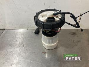Gebruikte Benzinepomp Ford Focus 2 1.6 16V Prijs € 21,00 Margeregeling aangeboden door Autoparts Pater
