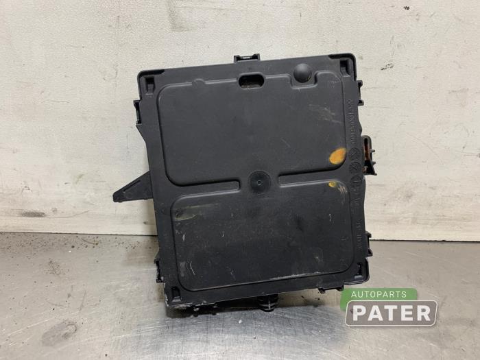 Computer Body Control van een Renault Zoé (AG) R135 2019