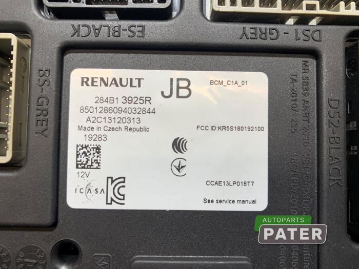 Computer Body Control van een Renault Zoé (AG) R135 2019