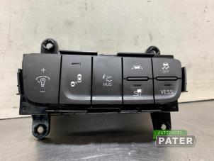 Gebruikte Schakelaar (diversen) Hyundai Kona (OS) 39 kWh Prijs € 42,00 Margeregeling aangeboden door Autoparts Pater