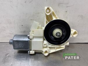 Gebruikte Motor electrisch raam Mercedes B (W246) 1.5 B-180 CDI,d 16V Prijs € 15,75 Margeregeling aangeboden door Autoparts Pater