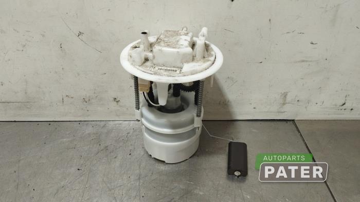 Gebruikte Benzinepomp Opel Corsa F (UB/UH/UP) 1.2 12V 75 Prijs € 36,75 Margeregeling aangeboden door Autoparts Pater