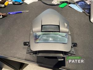 Gebruikte Head-up display Mazda CX-3 (DJ/DK) 2.0 SkyActiv-G 120 Prijs € 210,00 Margeregeling aangeboden door Autoparts Pater