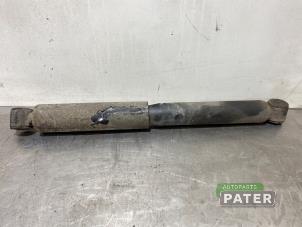 Gebruikte Schokdemper links-achter Mercedes Sprinter 3,5t (906.63) 311 CDI 16V Prijs € 31,76 Inclusief btw aangeboden door Autoparts Pater