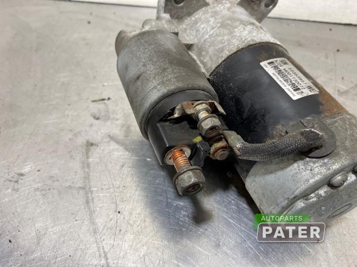 Startmotor van een Opel Astra J (PC6/PD6/PE6/PF6) 2.0 CDTI 16V 160 Ecotec 2011