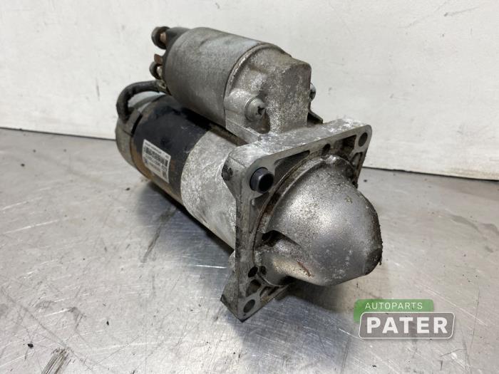 Startmotor van een Opel Astra J (PC6/PD6/PE6/PF6) 2.0 CDTI 16V 160 Ecotec 2011