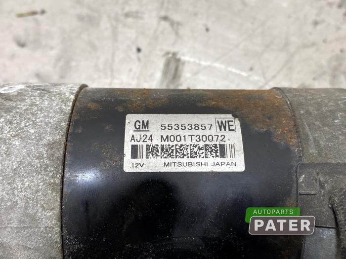 Startmotor van een Opel Astra J (PC6/PD6/PE6/PF6) 2.0 CDTI 16V 160 Ecotec 2011