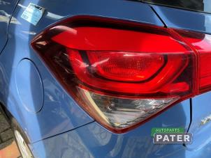 Gebruikte Achterlicht links Hyundai i20 (GBB) 1.2i 16V Prijs op aanvraag aangeboden door Autoparts Pater