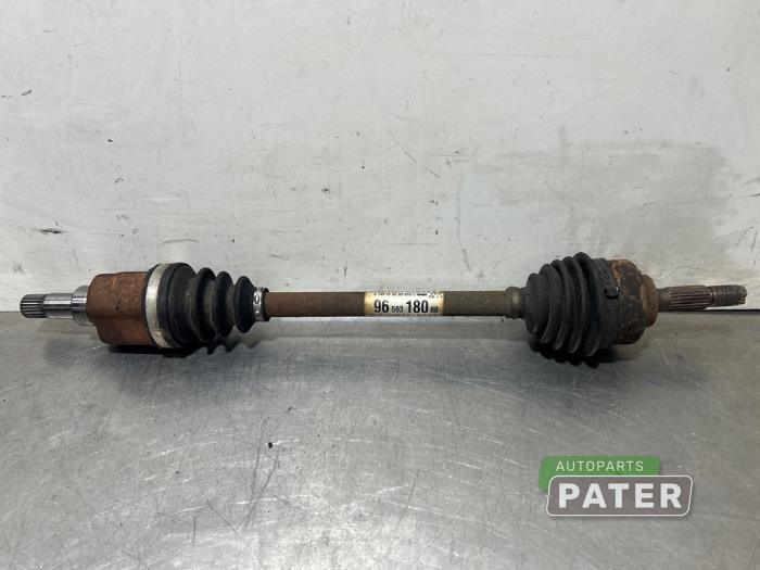 Gebruikte Steekas rechts-voor Peugeot 207/207+ (WA/WC/WM) 1.4 16V VTi Prijs € 26,25 Margeregeling aangeboden door Autoparts Pater
