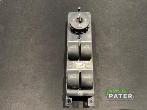 Gebruikte Raam schakelaar elektrisch Ford Focus 3 Wagon 1.0 Ti-VCT EcoBoost 12V 125 Prijs € 21,00 Margeregeling aangeboden door Autoparts Pater