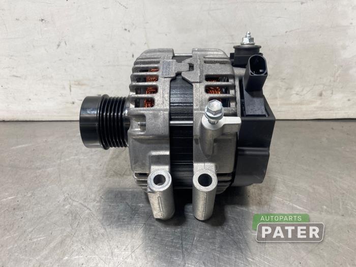 Gebruikte Dynamo Toyota Yaris IV (P21/PA1/PH1) 1.5 12V VVT-i Prijs € 89,25 Margeregeling aangeboden door Autoparts Pater