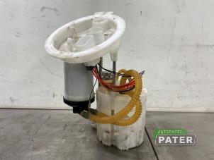 Gebruikte Benzinepomp BMW M4 (F82) M4 3.0 24V TwinPower Turbo Prijs € 105,00 Margeregeling aangeboden door Autoparts Pater