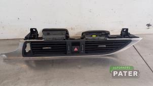 Gebruikte Luchtrooster Dashboard Audi A6 Avant (C7) 2.0 TFSI 16V Prijs € 42,00 Margeregeling aangeboden door Autoparts Pater