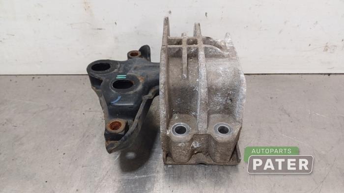 Gebruikte Motorrubber Ford Transit 2.2 TDCi 16V Prijs € 31,76 Inclusief btw aangeboden door Autoparts Pater