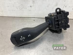 Gebruikte Pinker Schakelaar BMW Z4 Roadster (E85) 2.5 Si 24V Prijs € 26,25 Margeregeling aangeboden door Autoparts Pater