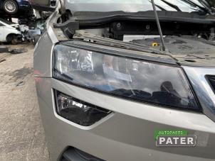 Gebruikte Rechter Koplamp Skoda Karoq 1.5 TSI 16V Prijs € 210,00 Margeregeling aangeboden door Autoparts Pater